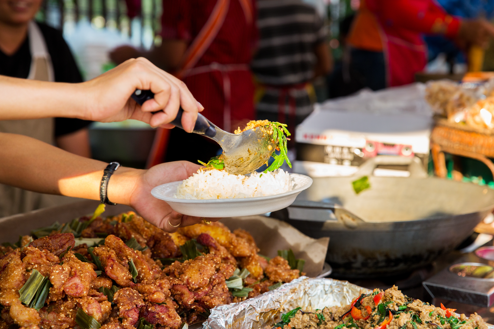 Cheap Eats in Phuket — Budget Guide in 2025