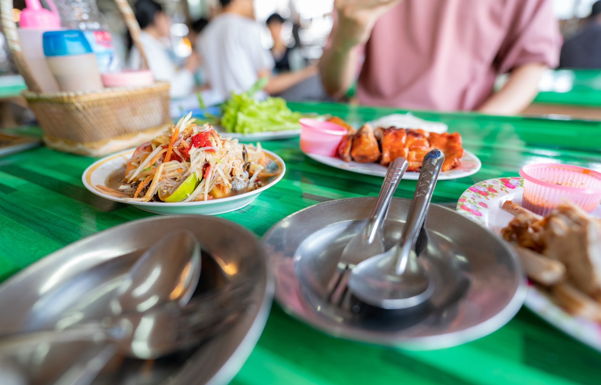 Safe Street Food in Thailand — Complete Guide in 2025
